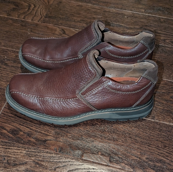Clarks Unstructured Un Ramble Step Mahogany Brown - Picture 8 of 13